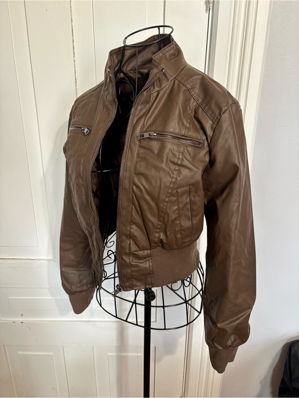 Goldcoast Fashions Women’s Crop Bomber Jacket - Size M